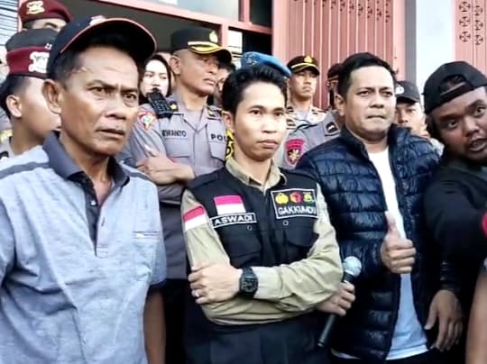 8-400420251125180248142