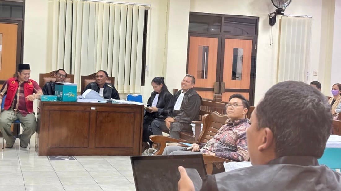 Sidang kasus TPPU yang menjerat Catur Adi Prianto kembali bergulir di Pengadilan Negeri Balikpapan, Rabu (18/2/2026) (dok: Han/katakaltim)