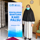 Srikandi PLN dan YBM PLN Dukung Risca Kembali Melangkah Lewat Bantuan Kaki Palsu