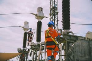 Inspeksi Petugas PLN