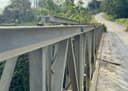 Kerangka Besi Jembatan Sungai Kelian Dalam Kubar Dicuri Maling, Warga Khawatir Ambruk