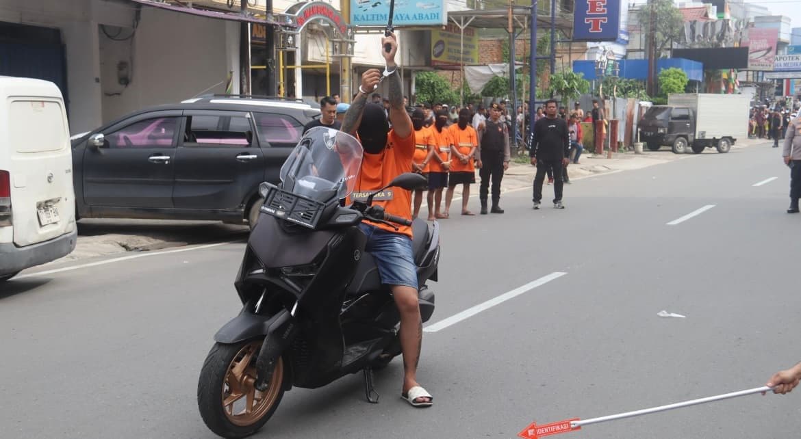 Rekonstruksi kasus penembakan di depan THM Kota Samarinda