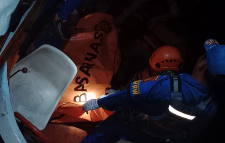 g-980820251125184329433