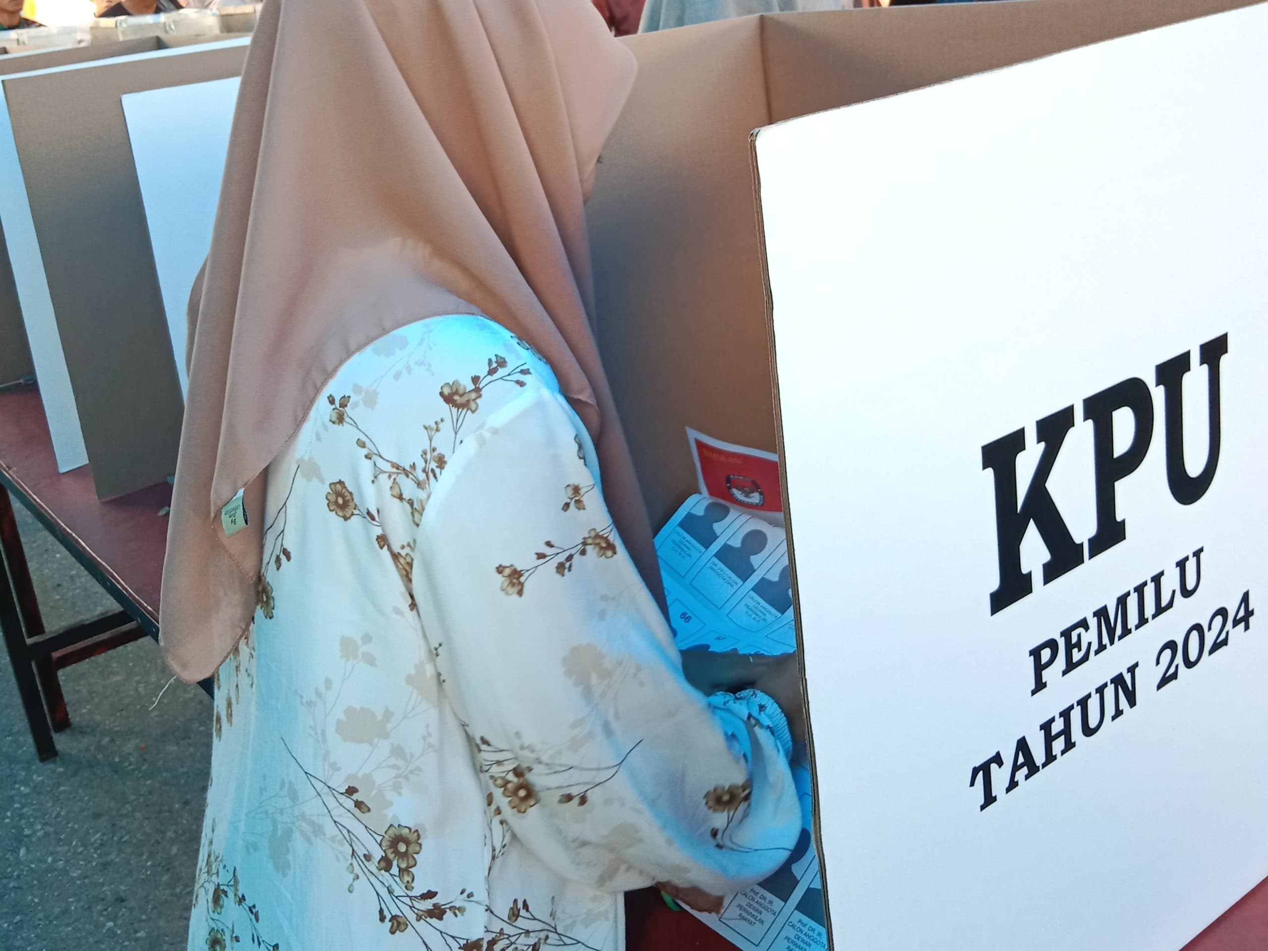 j-372720251125180124484