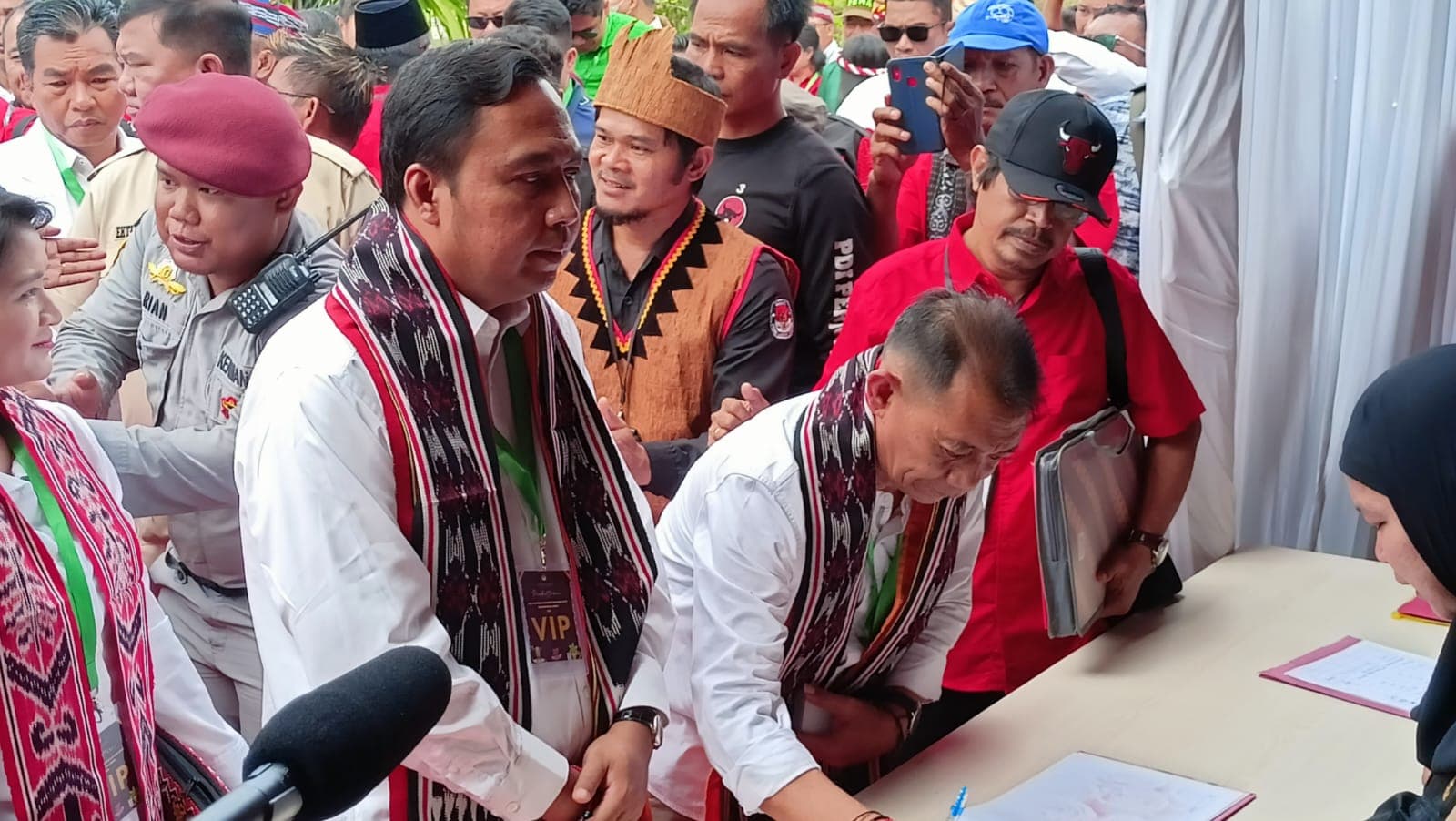 j-480720251125181917479