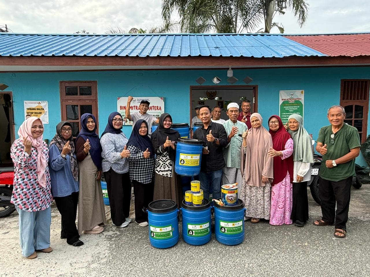 program sosial PLN