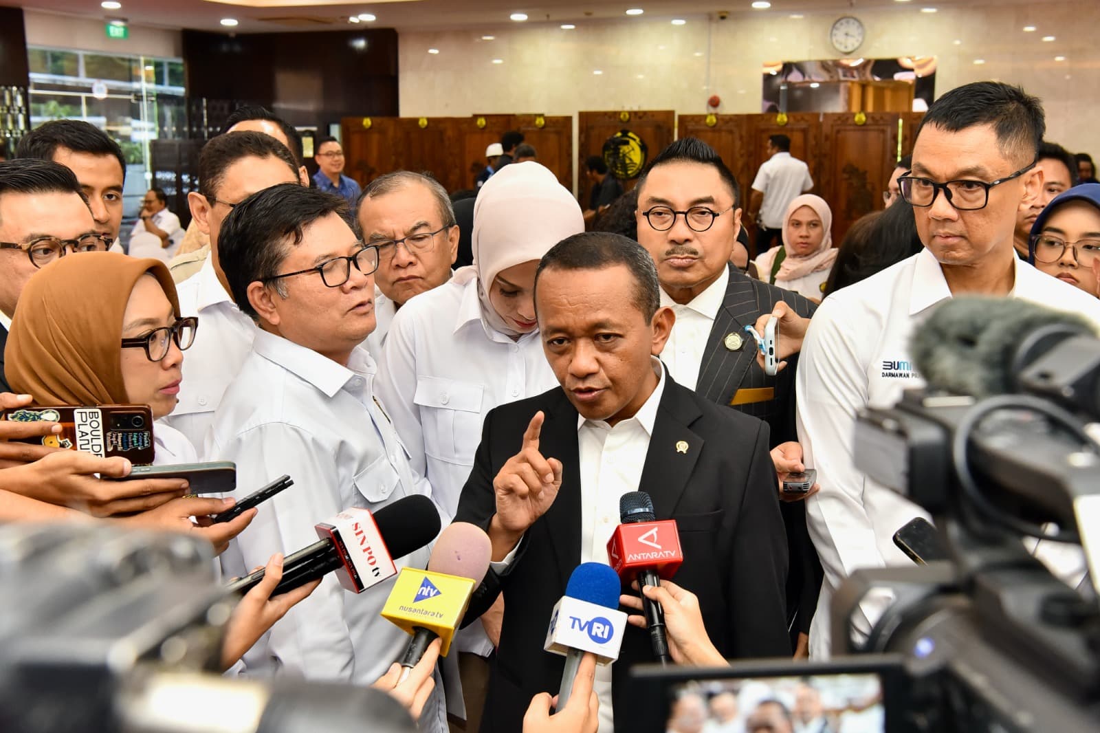 z-169120251125184324355