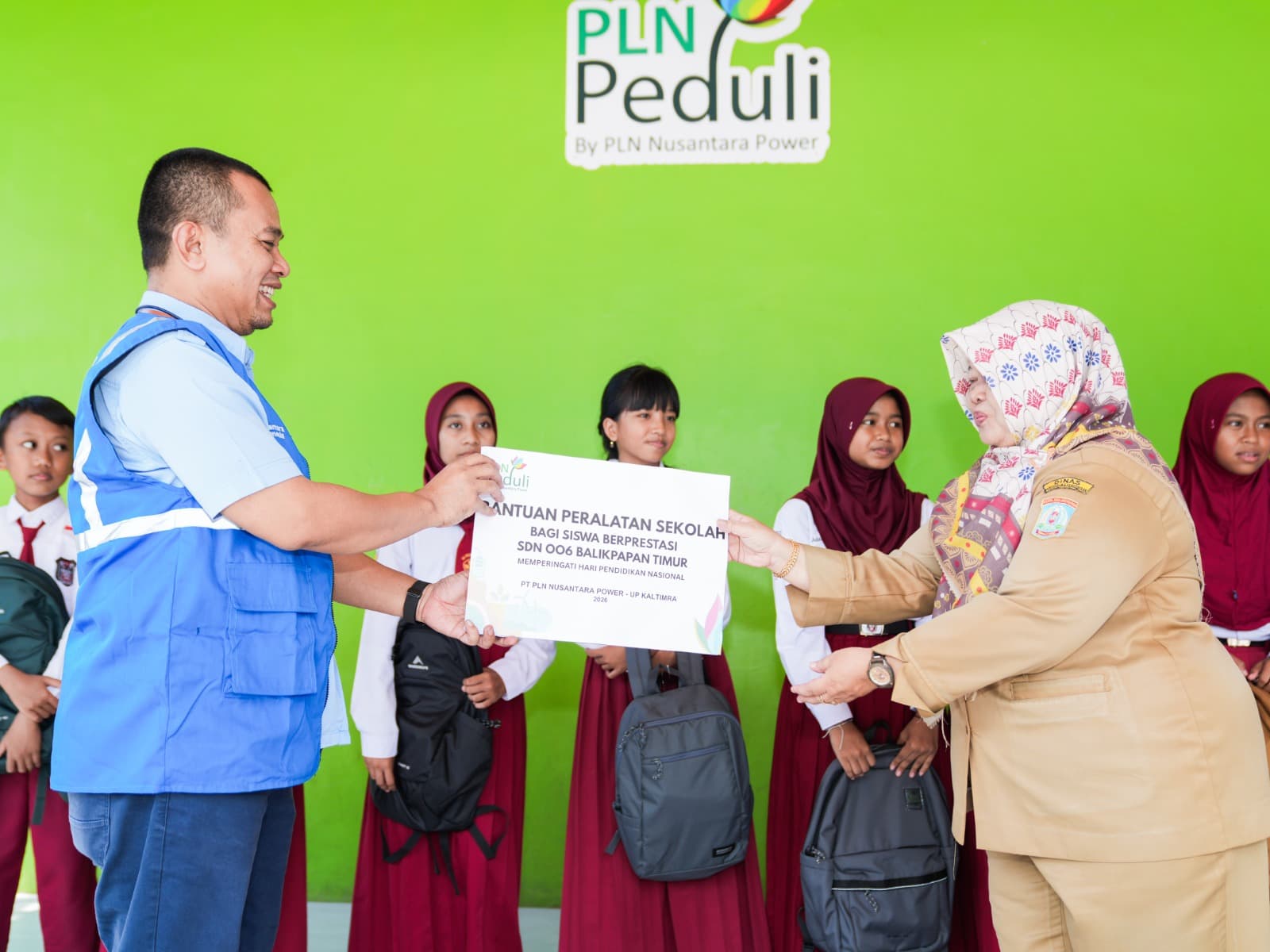 PLN NP UP Kaltimra Dorong Semangat Belajar Siswa Berprestasi di Balikpapan Timur